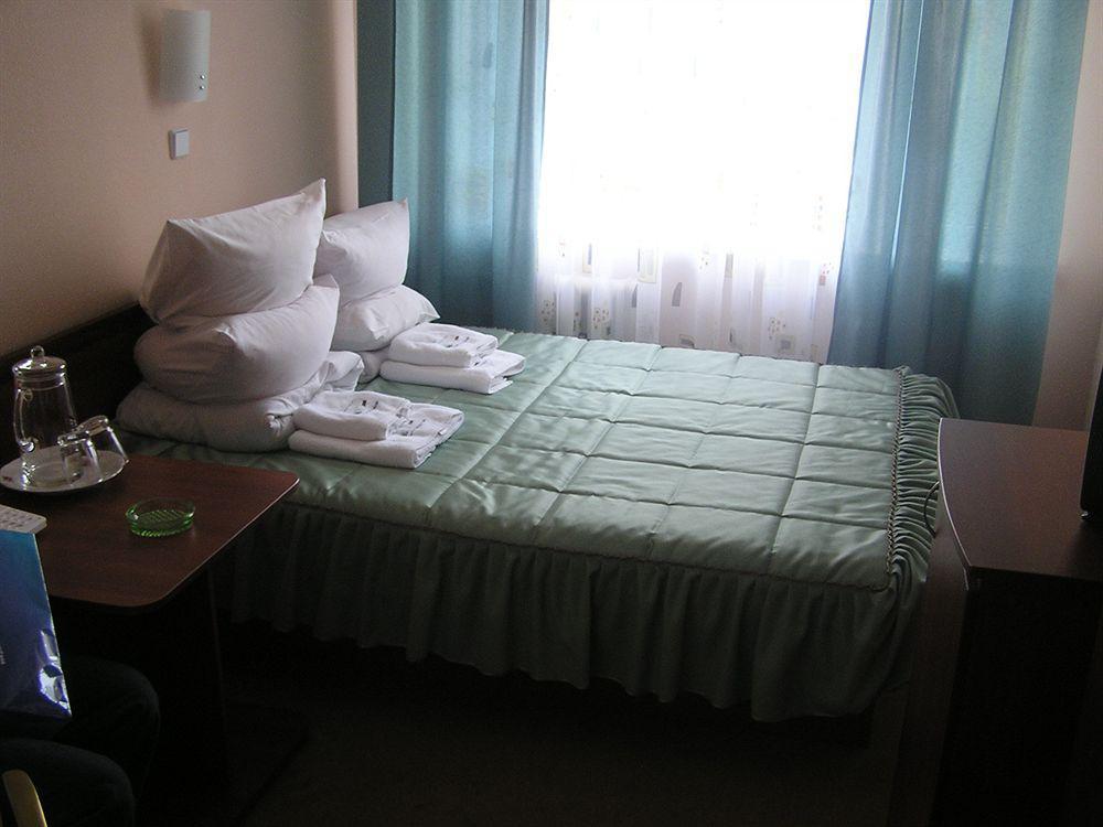 Holosiyvsky Hotel Kiev Dış mekan fotoğraf