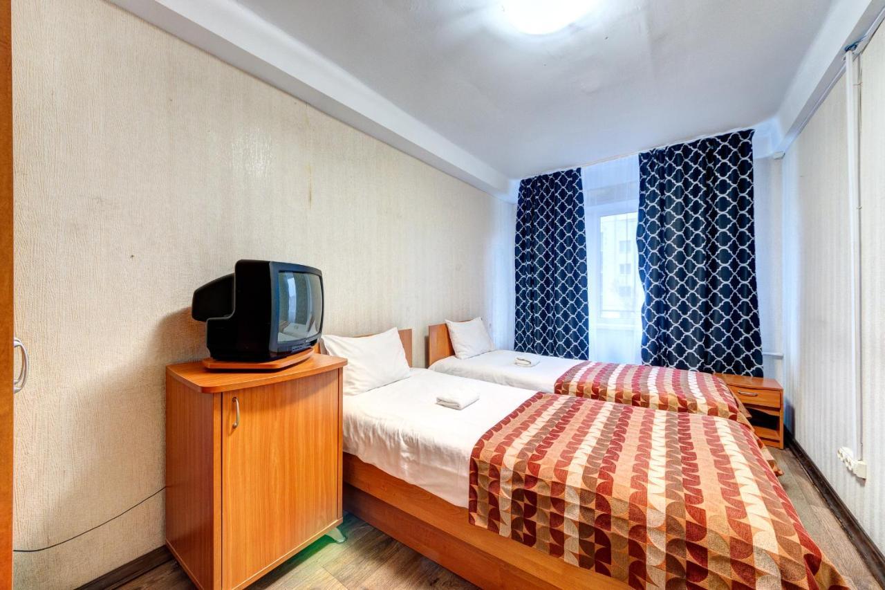 Holosiyvsky Hotel Kiev Dış mekan fotoğraf