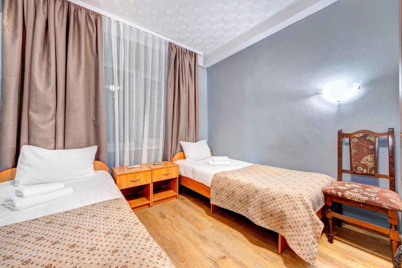 Holosiyvsky Hotel Kiev Dış mekan fotoğraf